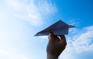 paper-plane-the-hand-sky-throw-clouds-paper-the-plane-fun-toy-quelle pikist - CC0